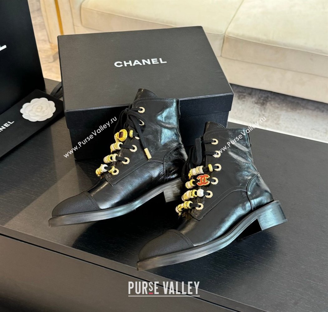 Chanel Crumpled Shiny Calfskin Grosgrain Ankle Boots with Beads Charm Black 2024 (MD-250103067)