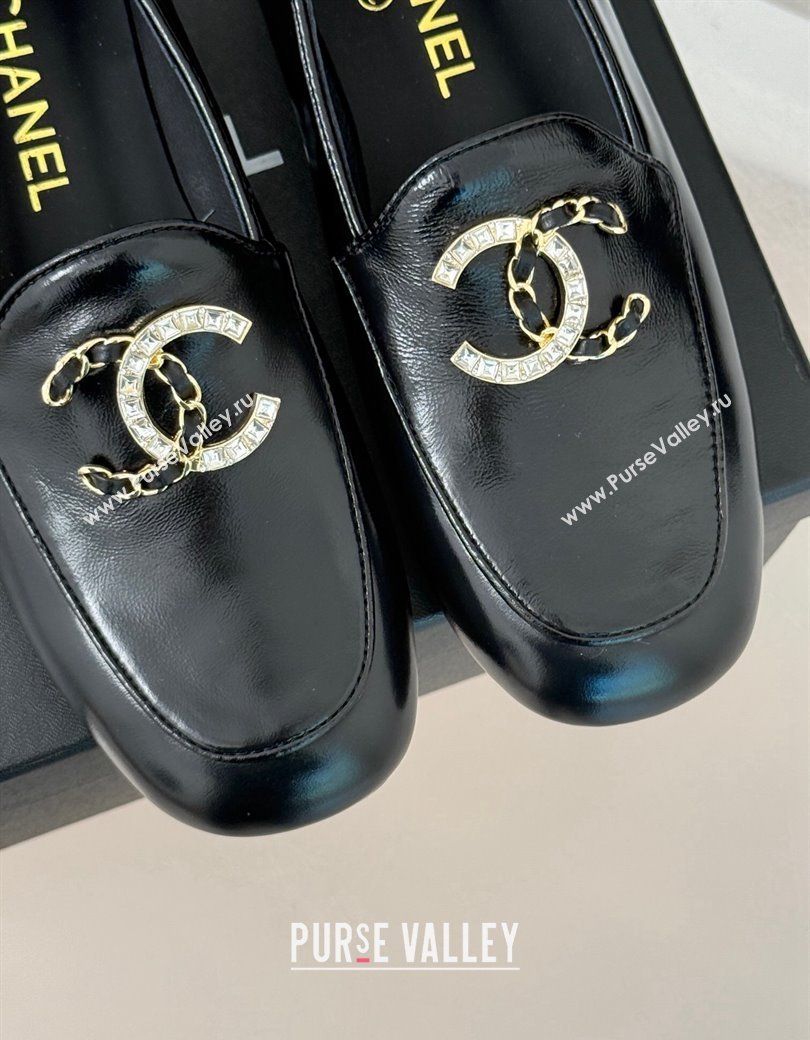 Chanel Shiny Calfskin Loafers with Strass and Chain CC G46157 Black 2024 (MD-250102088)