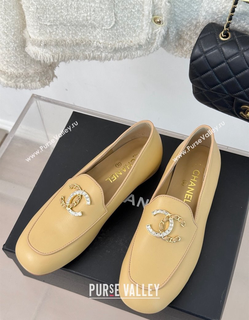 Chanel Lambskin Loafers with Strass and Chain CC G46157 Yellow 2024 (MD-250102090)