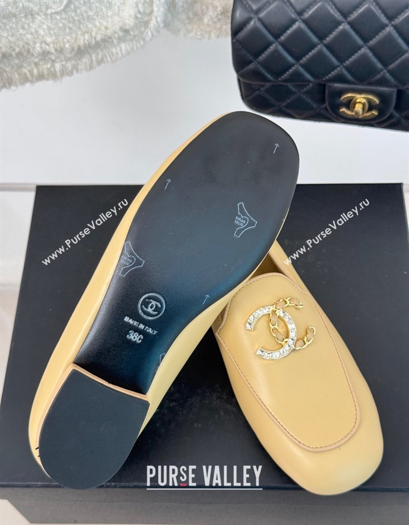 Chanel Lambskin Loafers with Strass and Chain CC G46157 Yellow 2024 (MD-250102090)