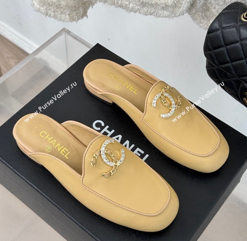 Chanel Lambskin Flat Mules with Strass and Chain CC G46157 Yellow 2024 (MD-250102100)