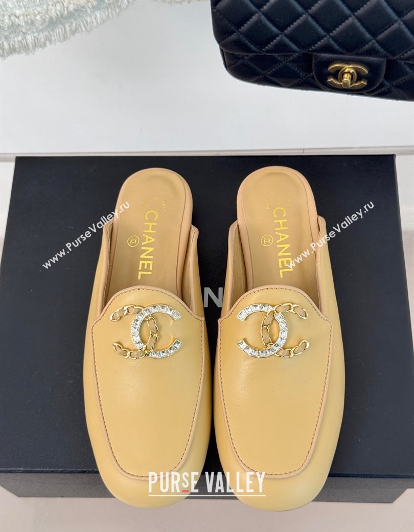 Chanel Lambskin Flat Mules with Strass and Chain CC G46157 Yellow 2024 (MD-250102100)