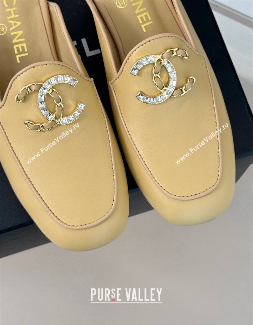 Chanel Lambskin Flat Mules with Strass and Chain CC G46157 Yellow 2024 (MD-250102100)