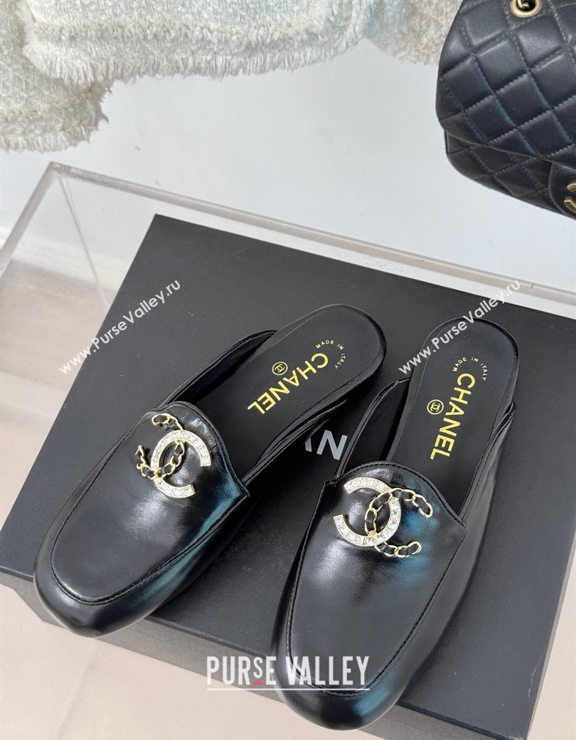 Chanel Shiny Calfskin Flat Mules with Strass and Chain CC G46157 Black 2024 (MD-250102102)