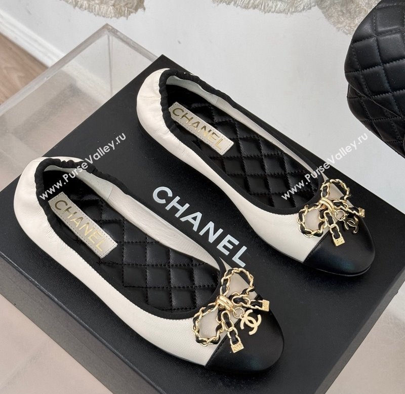 Chanel Lambskin Ballet Flats with Chain Bow White 2024 CH010211 (MD-250102108)