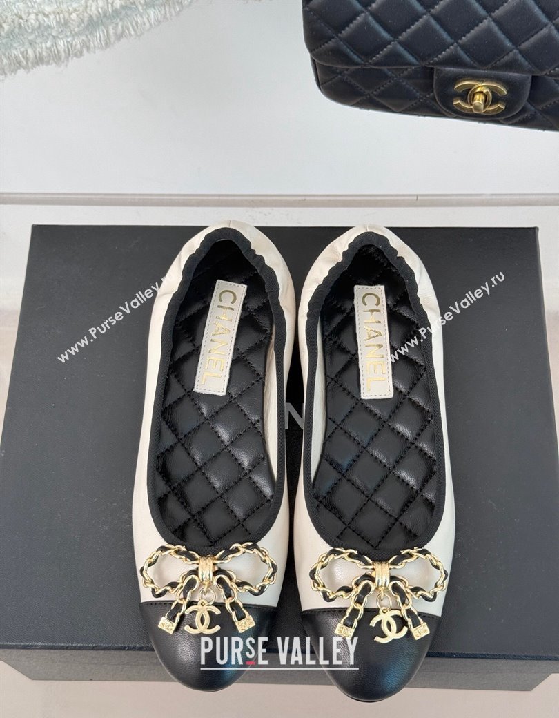 Chanel Lambskin Ballet Flats with Chain Bow White 2024 CH010211 (MD-250102108)