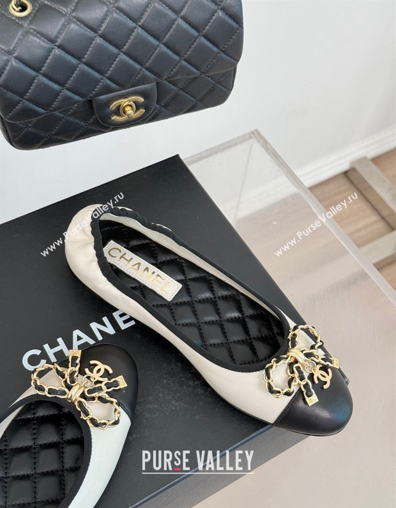 Chanel Lambskin Ballet Flats with Chain Bow White 2024 CH010211 (MD-250102108)