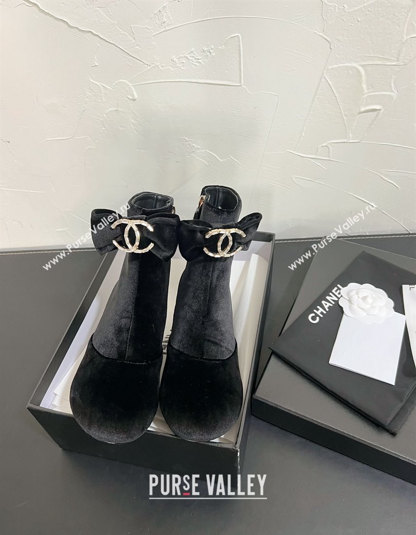 Chanel Velvet Heel Ankle Boots 5.5cm with Bow Black 2025 CH010307 (SS-250103072)