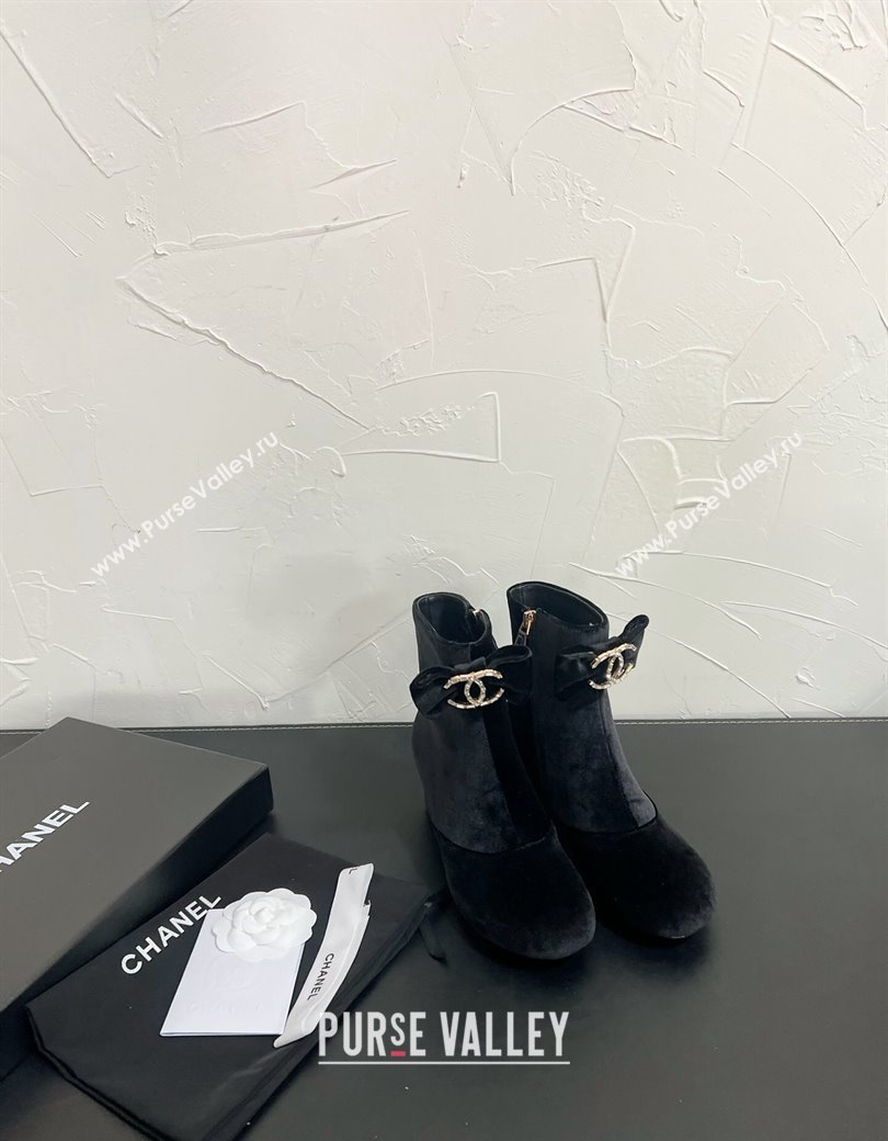 Chanel Velvet Heel Ankle Boots 5.5cm with Bow Black 2025 CH010307 (SS-250103072)