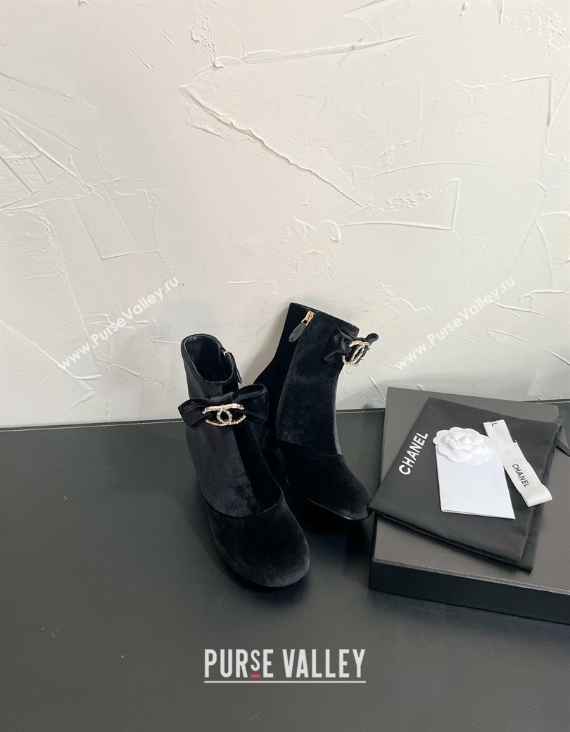 Chanel Velvet Heel Ankle Boots 5.5cm with Bow Black 2025 CH010307 (SS-250103072)