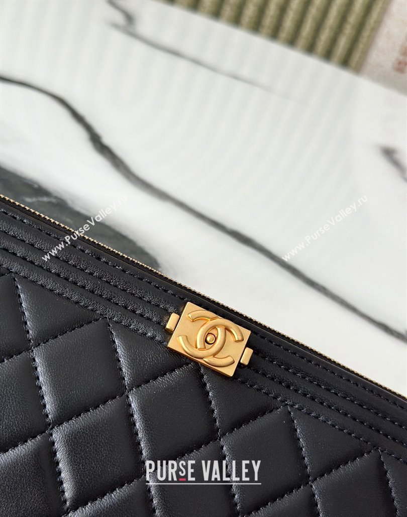 Chanel Quilted Lambskin Large Zipped Pouch Black 2025 A31531 (ssz-250111037)