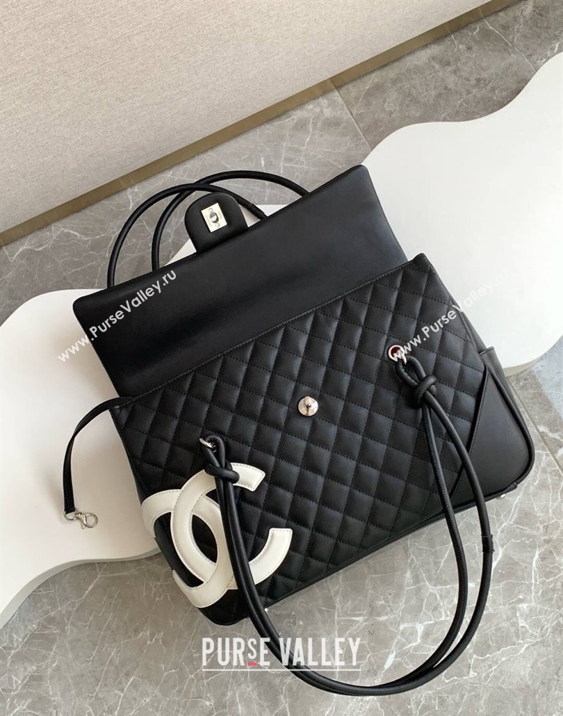 Chanel Quilted Calfskin Airport Flap Bag with Maxi CC Black/White2 2025 AS6338 (yezi-250111051)