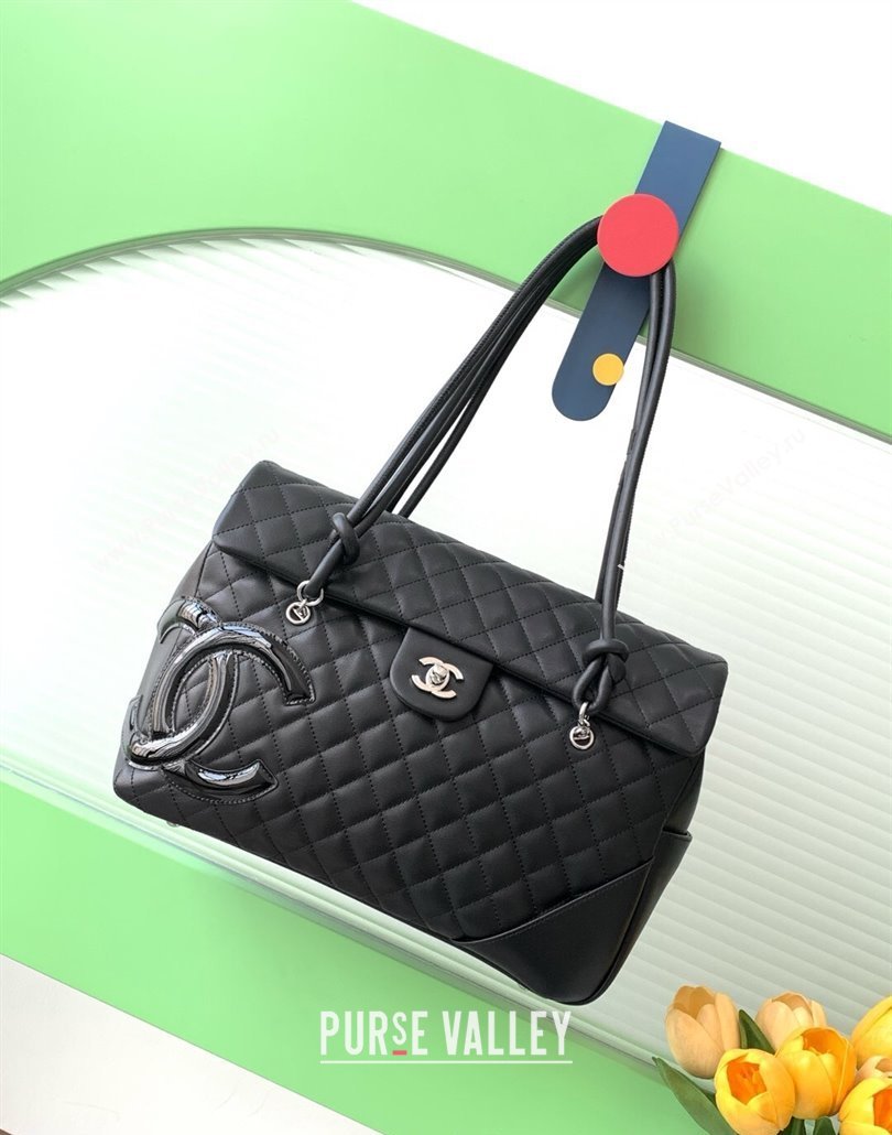 Chanel Quilted Calfskin Airport Flap Bag with Maxi CC Black1 2025 AS6338 (yezi-250111052)