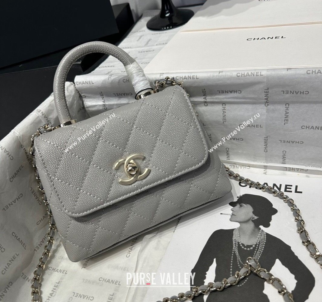 Chanel Coco Handle Quilted Grained Calfskin Nano Flap Bag with Top Handle AP4424 Grey 2025 0111 (yezi-250111019)