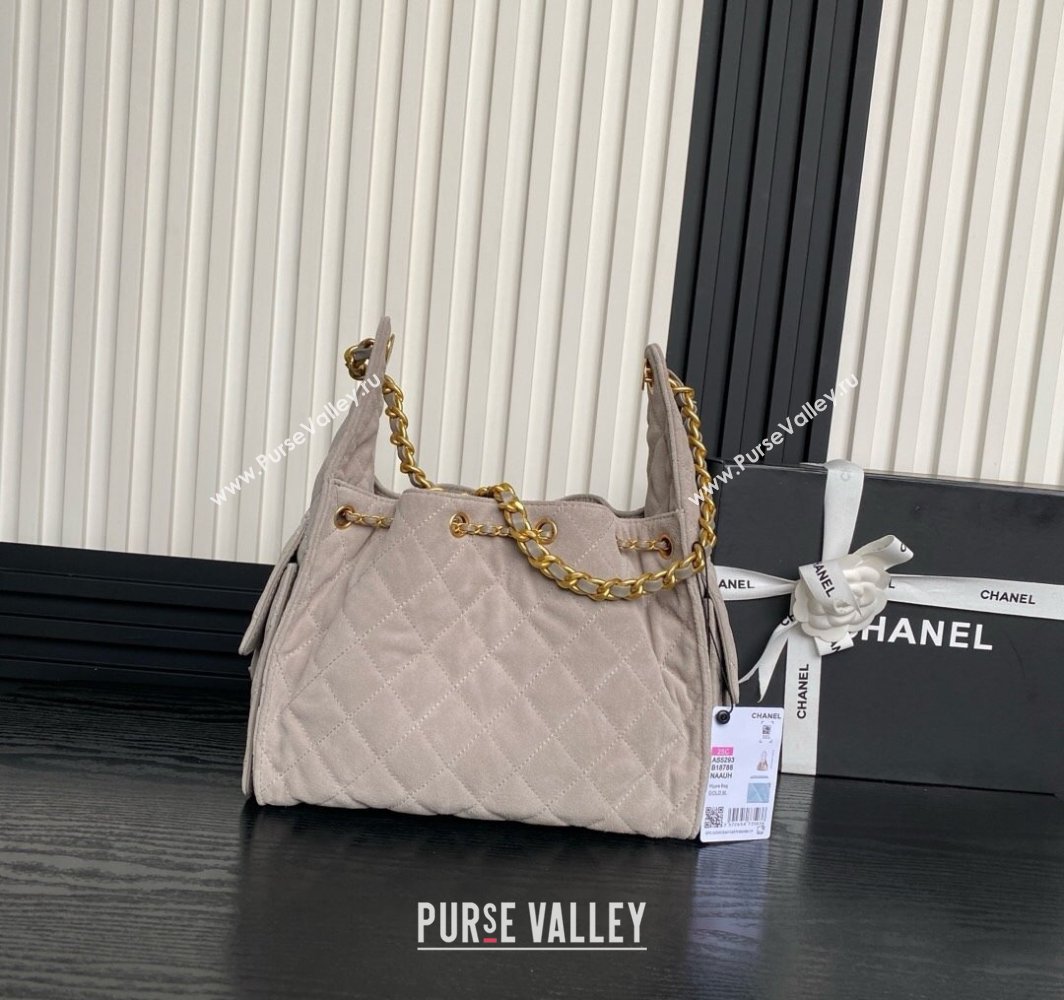 Chanel Quilted Suede Medium Hobo bag AS5293 Light Grey 2025 (yezi-250111024)