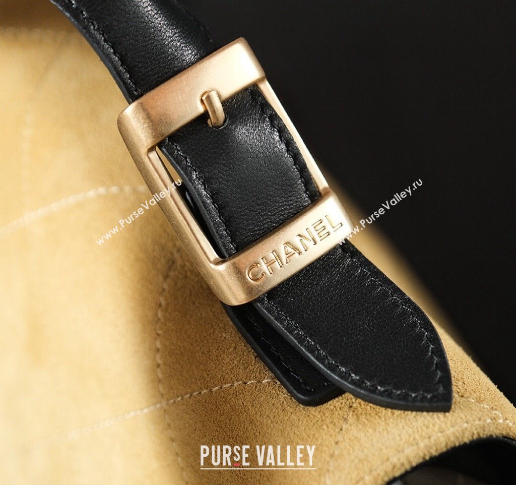 Chanel Quilted Suede and Calfskin Flap Bag with Top Handle Yellow/Black 2025 (yezi-250113036)