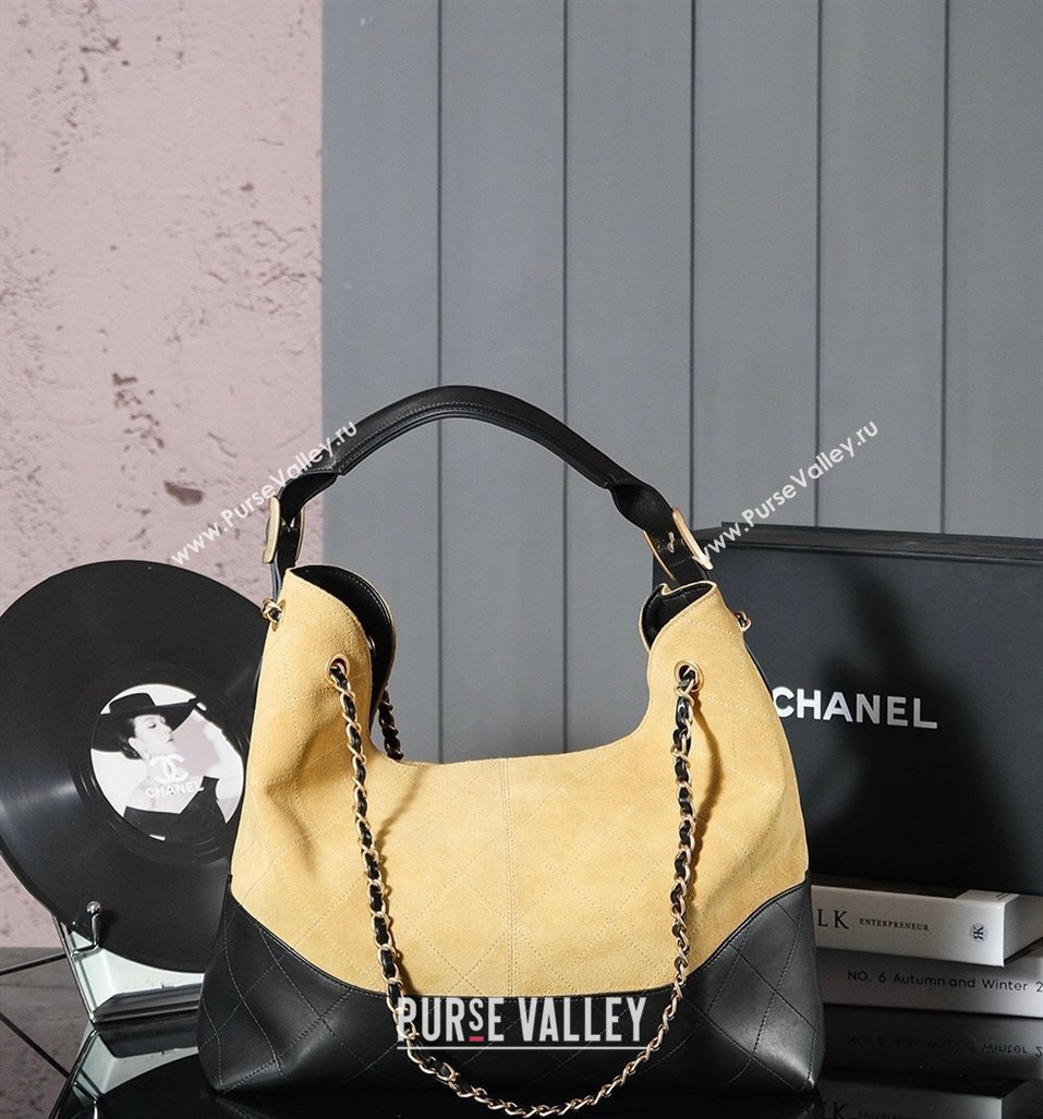 Chanel Quilted Suede and Calfskin Hobo Bag Yellow/Black 2025 (yezi-250113037)