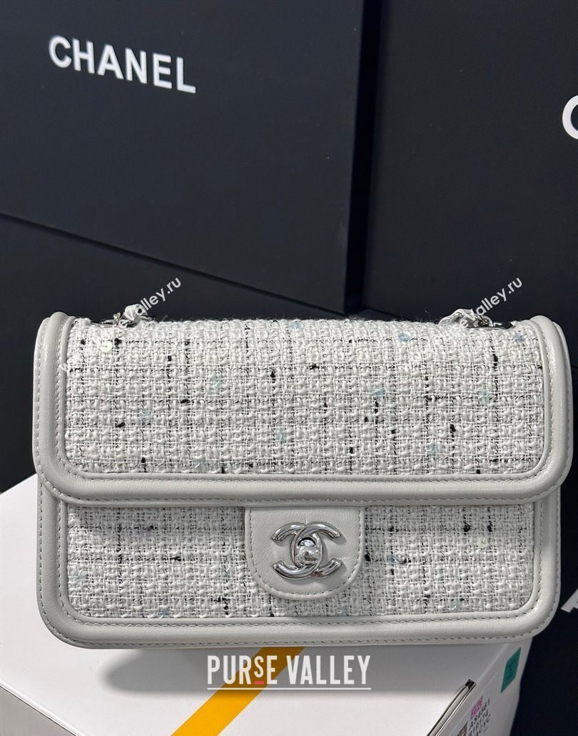 Chanel Tweed Small Flap Bag AS5234 Light Grey 2025 (yezi-250113011)