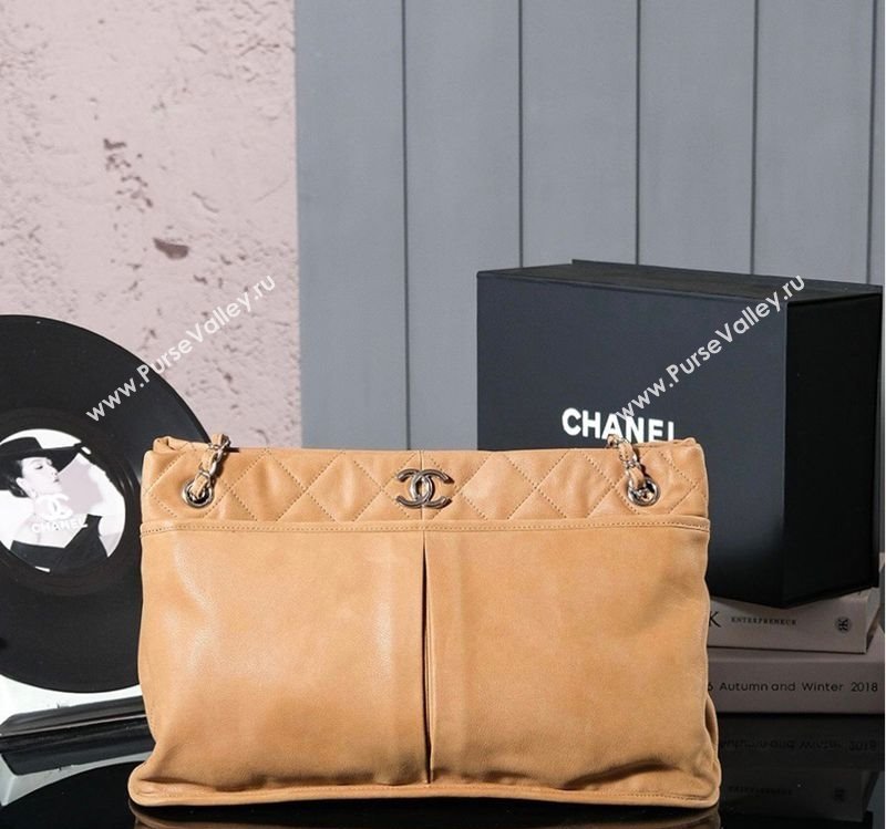 Chanel Vintage Calfskin Shopping Bag with Pouch Maillard Brown 2025 (yezi-250113047)