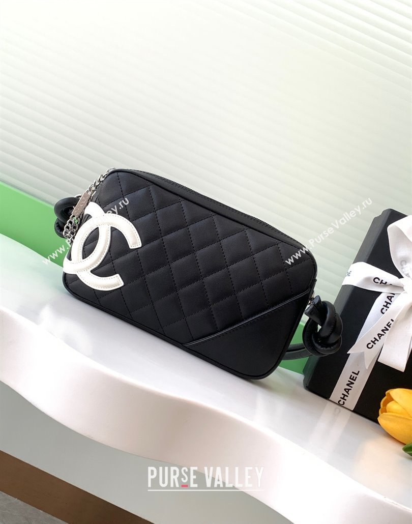 Chanel Quilted Calfskin Leather Hobo Bag with Maxi CC Black/White2 2025 AS6328 (yezi-250111063)