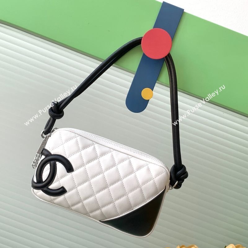 Chanel Quilted Calfskin Leather Hobo Bag with Maxi CC White/Black2 2025 AS6328 (yezi-250111066)