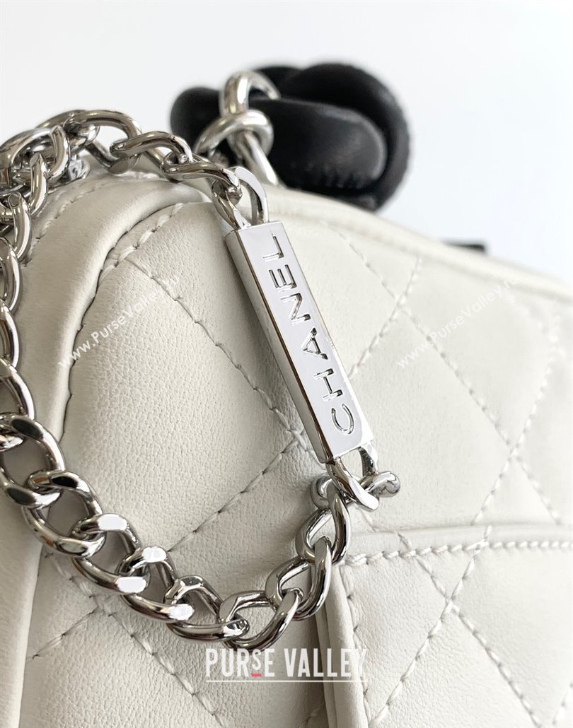 Chanel Quilted Calfskin Leather Hobo Bag with Maxi CC White/Black2 2025 AS6328 (yezi-250111066)