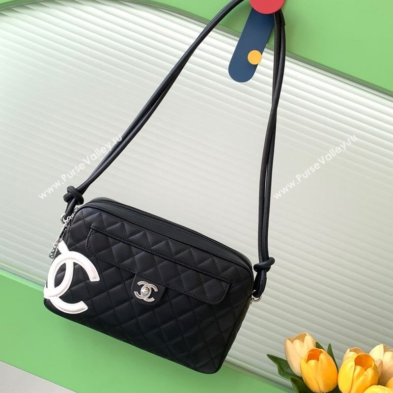 Chanel Quilted Calfskin Leather Camera Bag with Maxi CC Black/White2 2025 AS6326 (yezi-250111056)