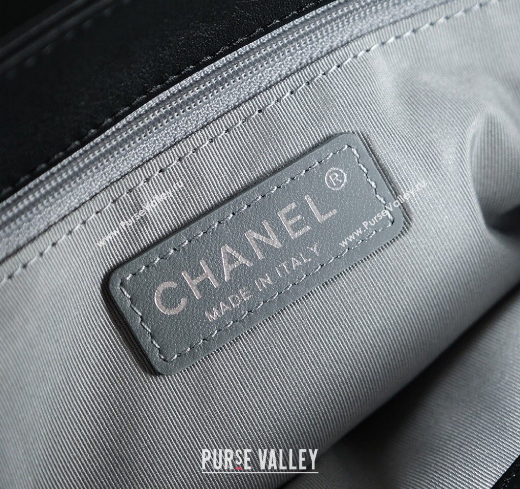 Chanel Vintage Quilted Calfskin Flap Bag Black 2025 0113 (yezi-250113059)