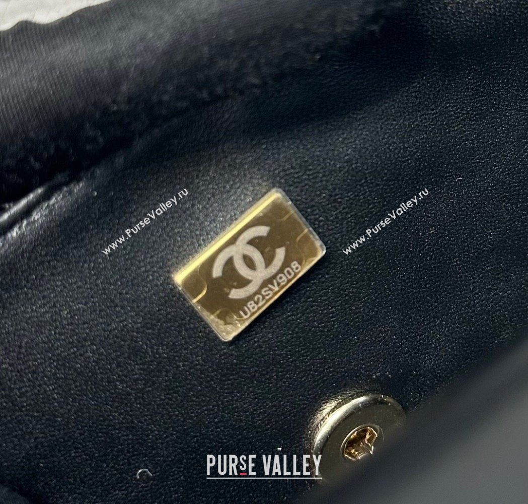 Chanel Coco Patent Calfskin Mini Flap Bag with Top Handle AS2431 Black 2025 0212 (yezi-250213018)