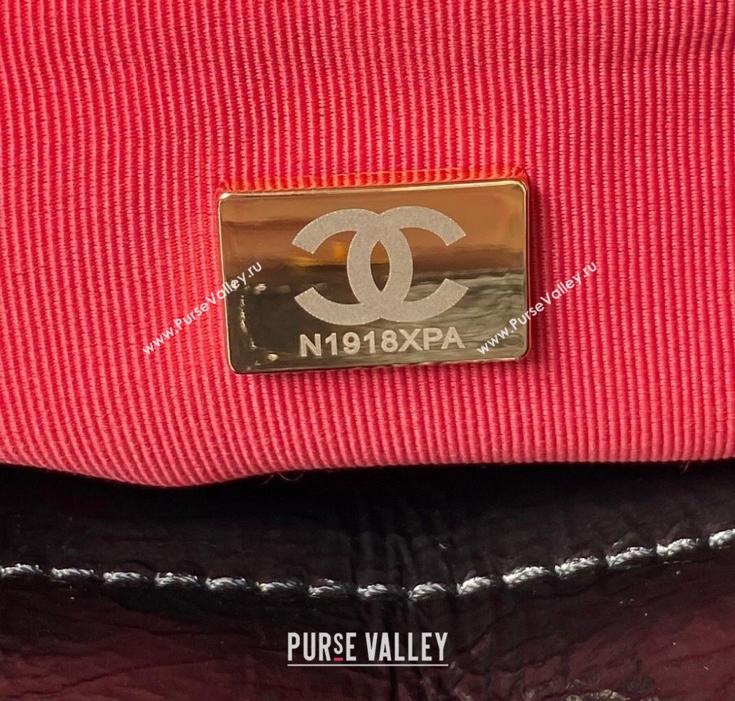 Chanel Shiny Crumpled Calfskin Hobo Bag AS4322 Black 2025 (yezi-250213034)