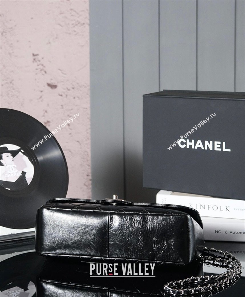 Chanel Vintage Oiled Calfskin Flap Bag with Top Handle Bag Black/Silver 2025 8021 (yezi-250213056)
