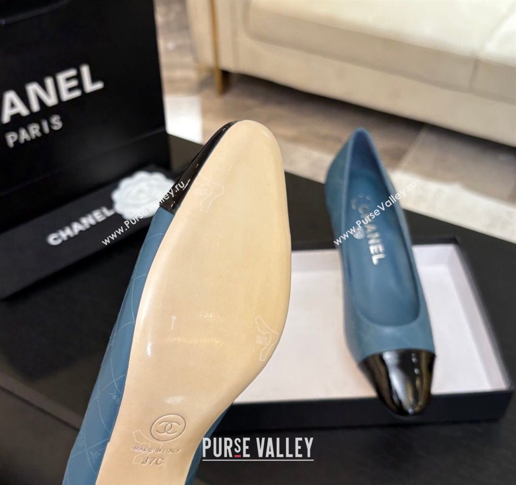 Chanel Printed Quilted Patent Calfskin Leather Pumps 6.5cm Denim Blue 2025 G45509 (MD-250228114)