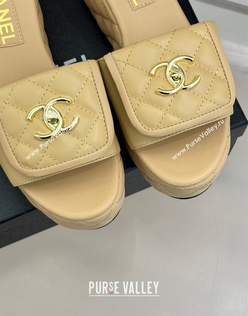 Chanel Quilted Lambskin Wedge Slides Sandal with Foldover Beige 2025 CH030314 (MD-250303112)