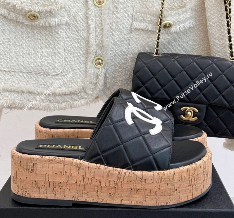 Chanel Quilted Lambskin Wood-Like Platform Slides Sandal Black 2025 CH030316 (MD-250303119)