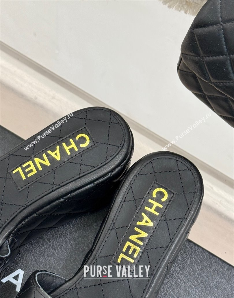 Chanel Quilted Lambskin Wedge Slides Sandal 6.5cm with Chain CC Black 2025 CH030318 (MD-250303124)