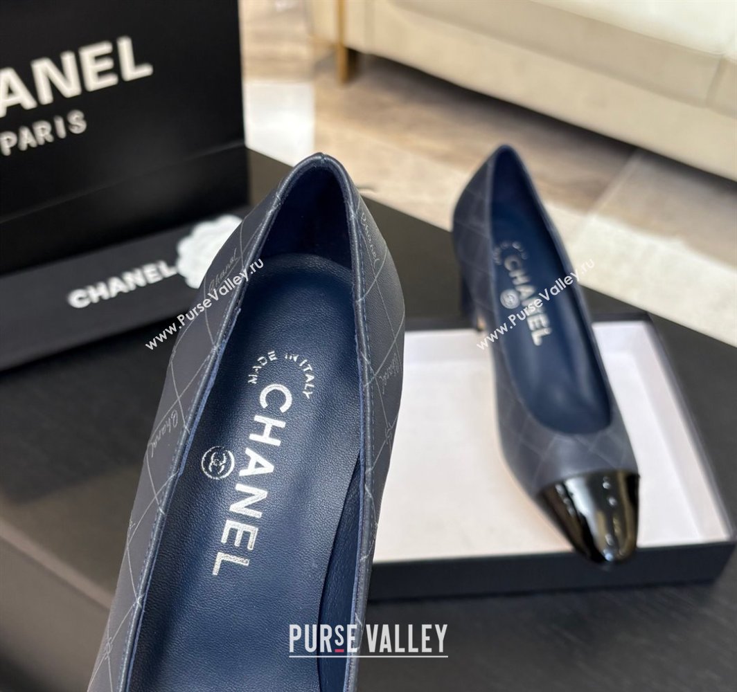 Chanel Printed Quilted Patent Calfskin Leather Pumps 6.5cm Navy Blue 2025 G45509 (MD-250228117)