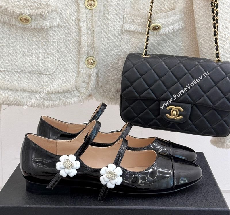 Chanel Patent Calfskin Mary Janes Ballet Flats with Camellia Bloom Double Strap Black 2025 CH030319 (MD-250303129)