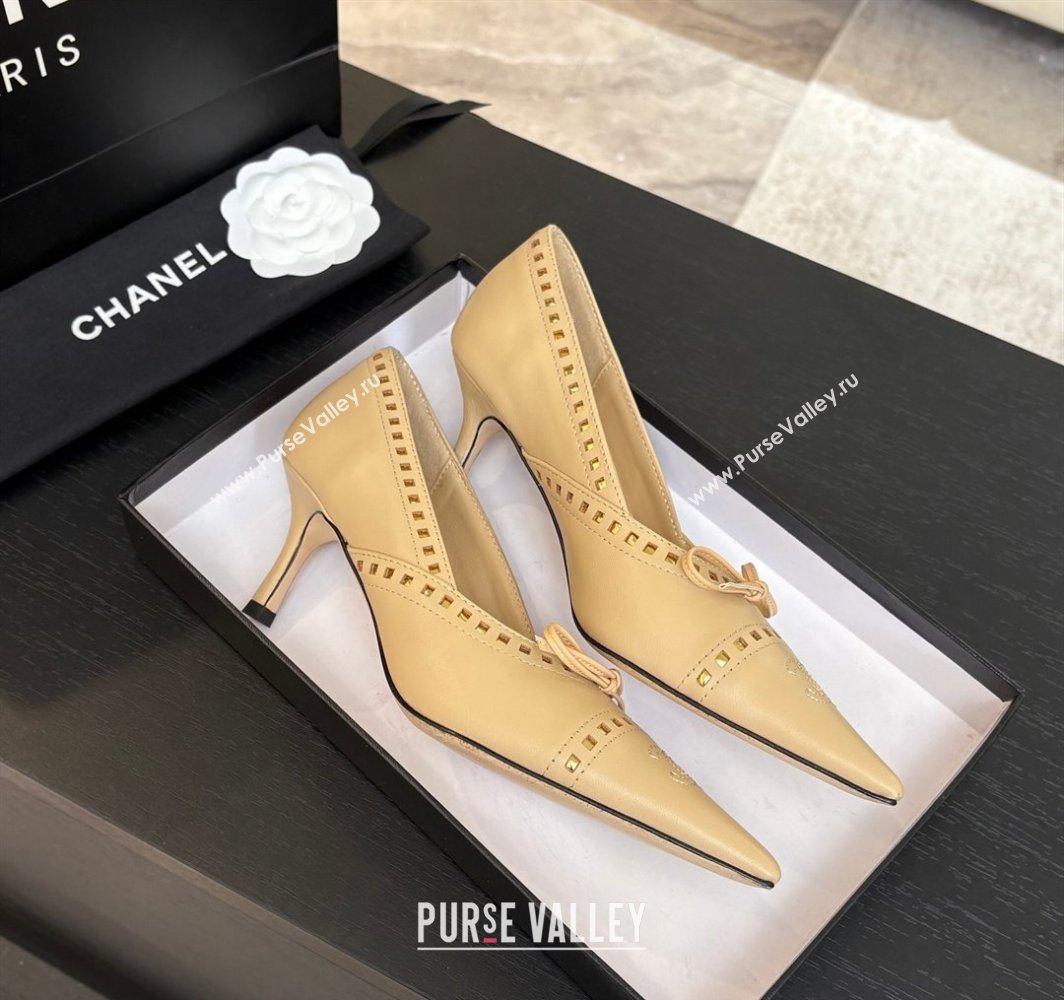 Chanel Lambskin Pumps 6.5cm with Studs and Bow Beige 2025 CH030322 (MD-250303145)