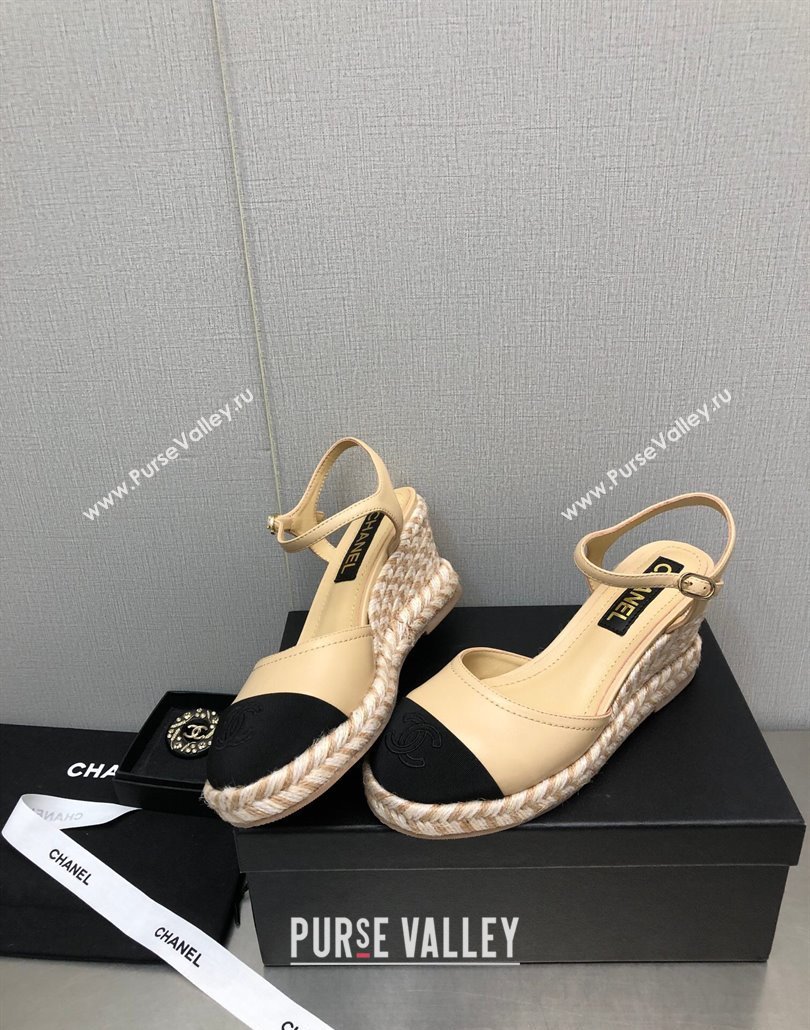 Chanel Lambskin Wedge Open Back Pumps 7.5cm Beige 2025 CH030324 (MD-250303153)