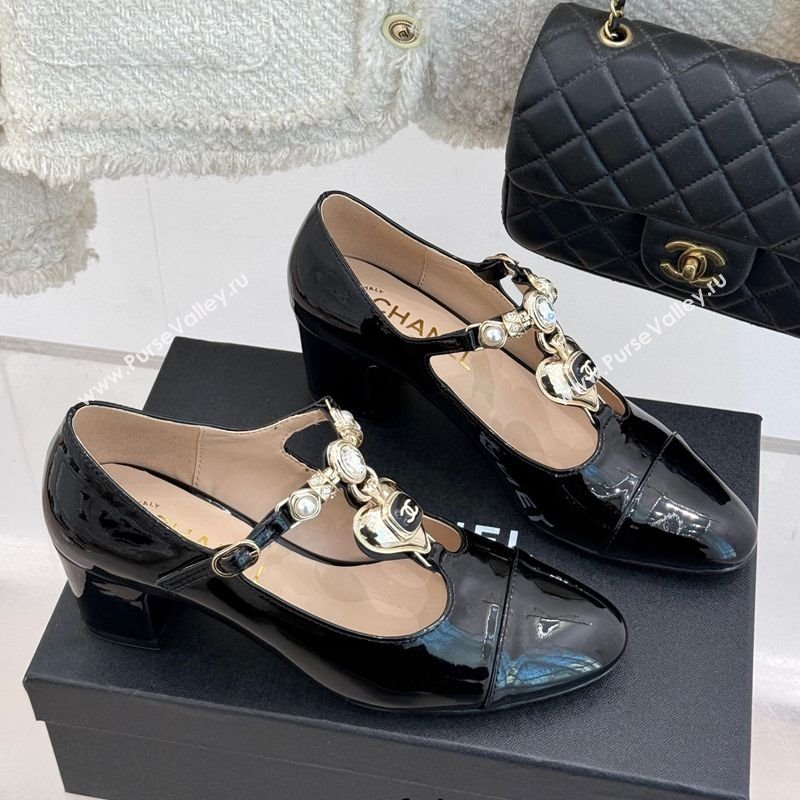 Chanel Calfskin Mary Janes Pumps 5.5cm with Heart Stones Charm Black 2025 CH030326 (MD-250303159)