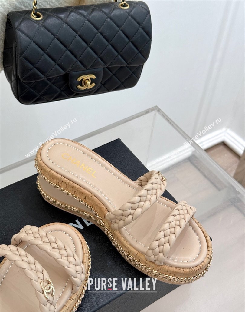 Chanel Woven Calfskin Wedge Slides Sandal 7cm with Chain Light Pink 2025 CH030401 (MD-250304007)