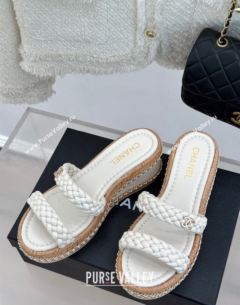 Chanel Woven Calfskin Wedge Slides Sandal 7cm with Chain White 2025 CH030401 (MD-250304008)