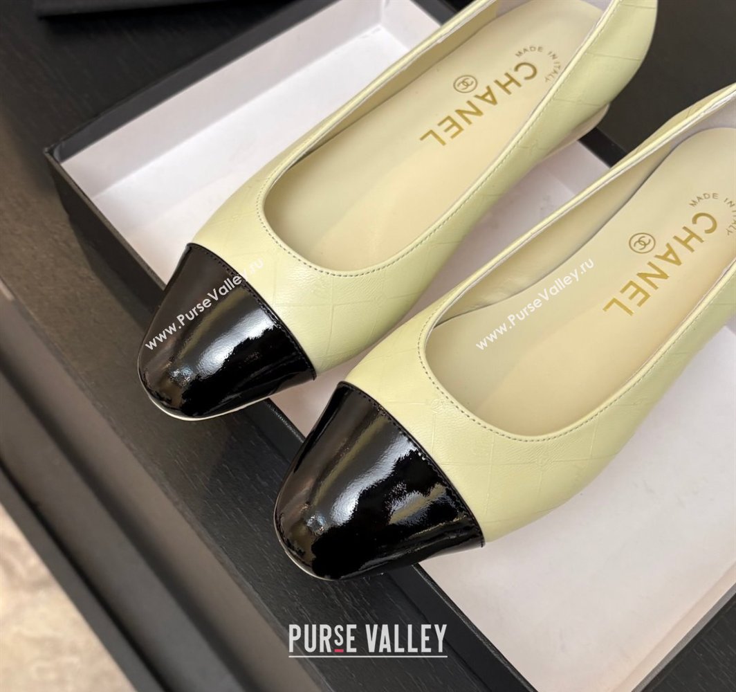 Chanel Printed Lambskin Patent Calfskin Ballet Flats White 2025 G02819 (MD-250228122)