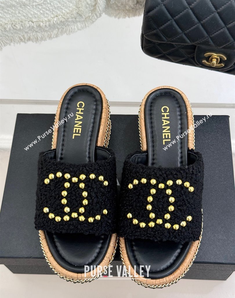 Chanel Tweed Wedge Slides Sandal 7cm with Chain and Stud CC Black 2025 CH030401 (MD-250304009)