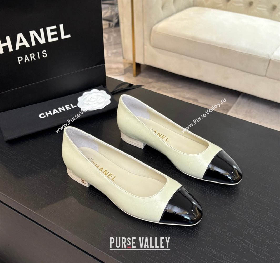 Chanel Printed Lambskin Patent Calfskin Ballet Flats White 2025 G02819 (MD-250228122)