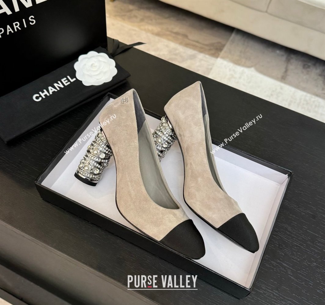Chanel Suede Grosgrain Pumps 8.5cm with Strass and Pearls Grey 2025 CH030410 (MD-250304144)
