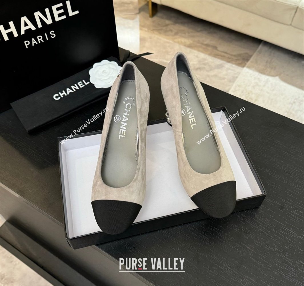 Chanel Suede Grosgrain Pumps 8.5cm with Strass and Pearls Grey 2025 CH030410 (MD-250304144)