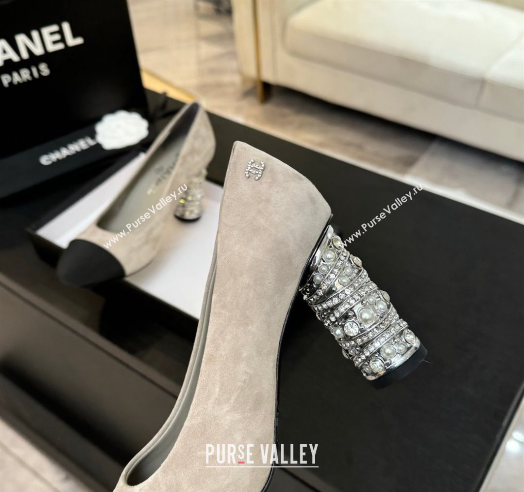 Chanel Suede Grosgrain Pumps 8.5cm with Strass and Pearls Grey 2025 CH030410 (MD-250304144)