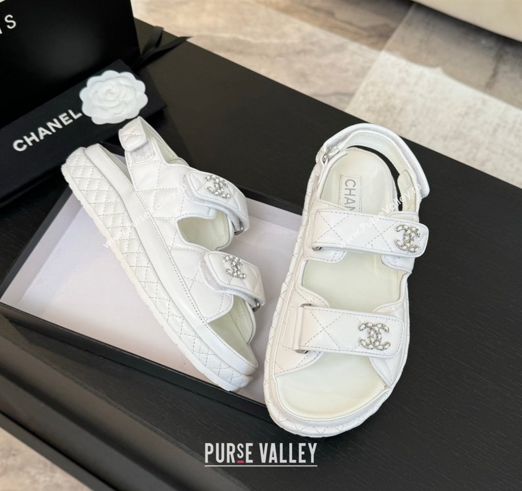 Chanel Quilted Lambskin Strap Flat Sandals with Chain CC White 2025 CH030415 (MD-250304181)