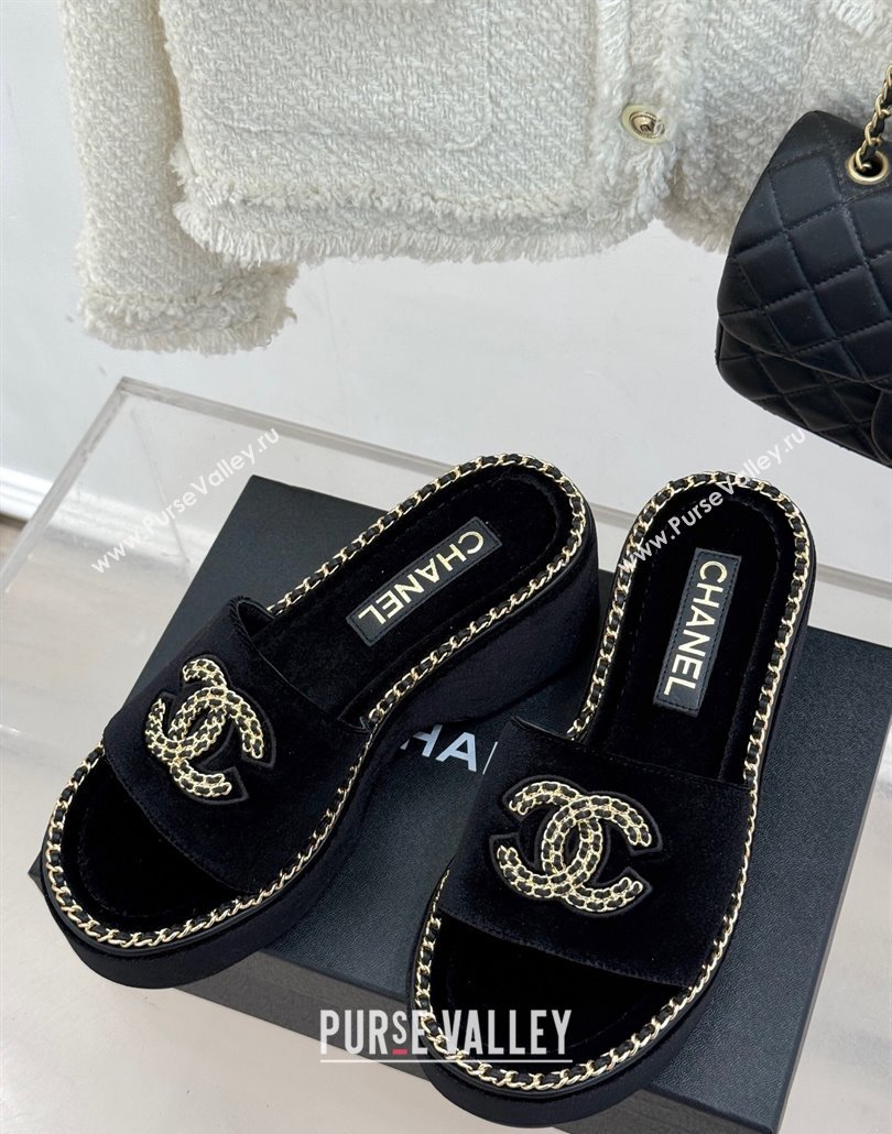 Chanel Velvet Wedge Slides Sandal with Chain CC Black 2025 CH030403 (MD-250304061)